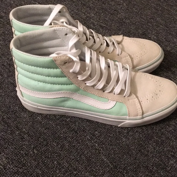 Vans Shoes - VANS - Ladies High Top - Size: 8.5